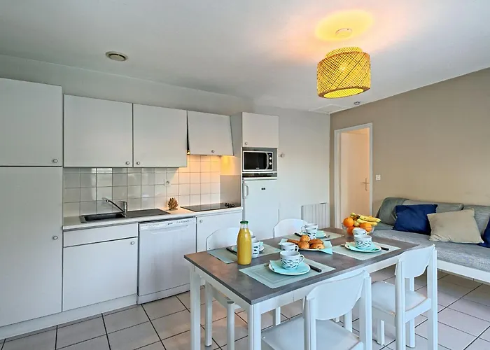 Hameau Ocean-2 By Interhome La Parée Preneau